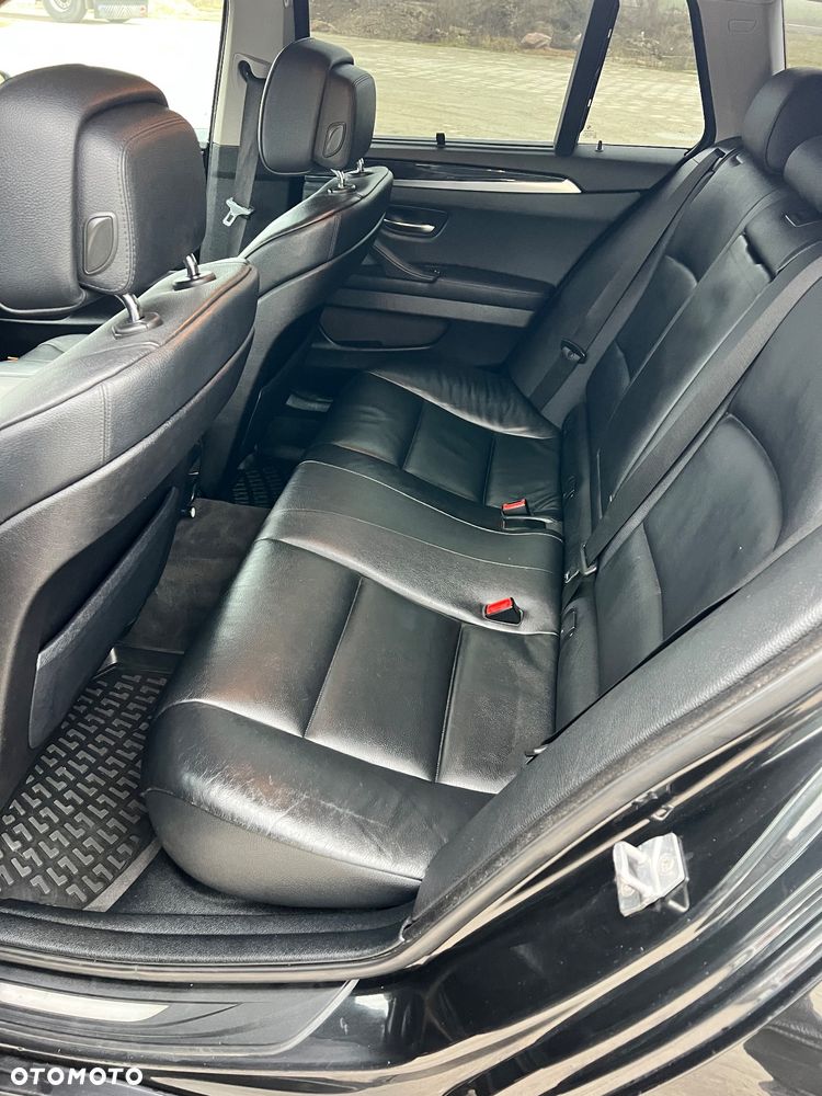 BMW Seria 5 525d - 9