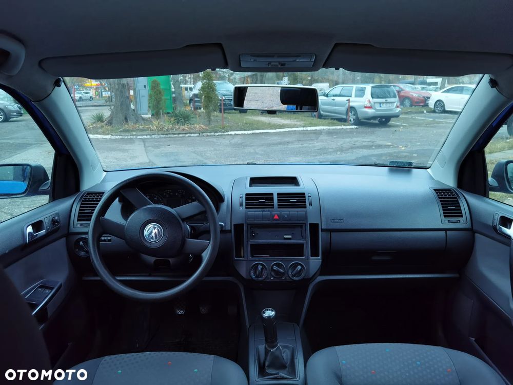 Volkswagen Polo 1.4 16V Trendline - 7