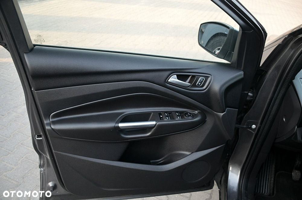 Ford Kuga - 20