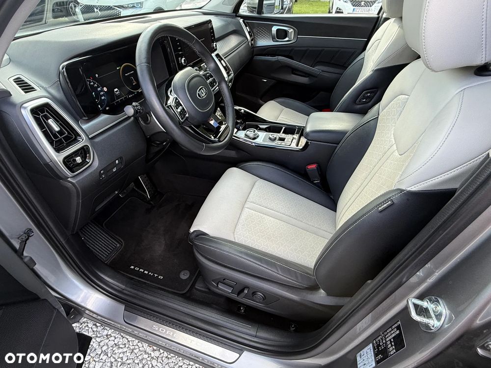 Kia Sorento - 30