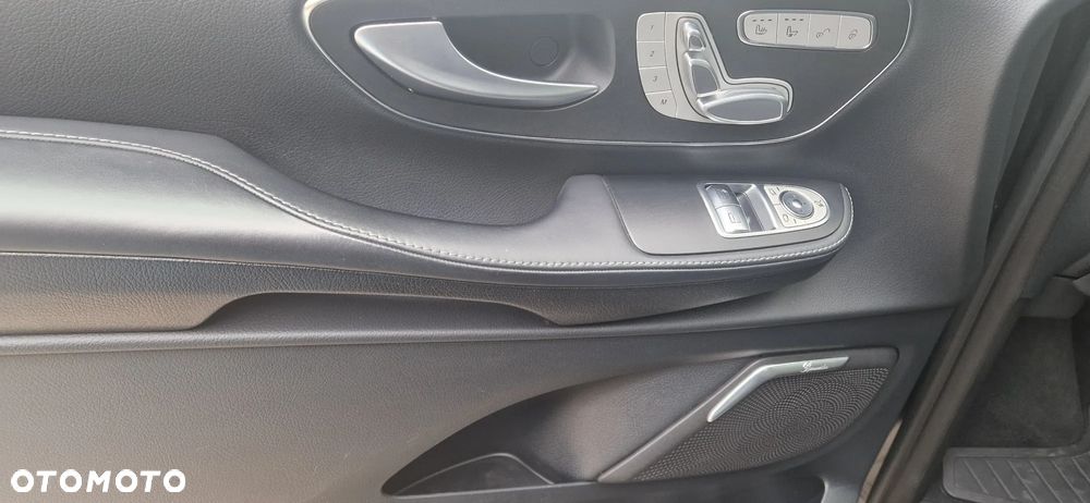 Mercedes-Benz Klasa V 300 d 4-Matic Exclusive 9G-Tronic (d³ugi) - 10