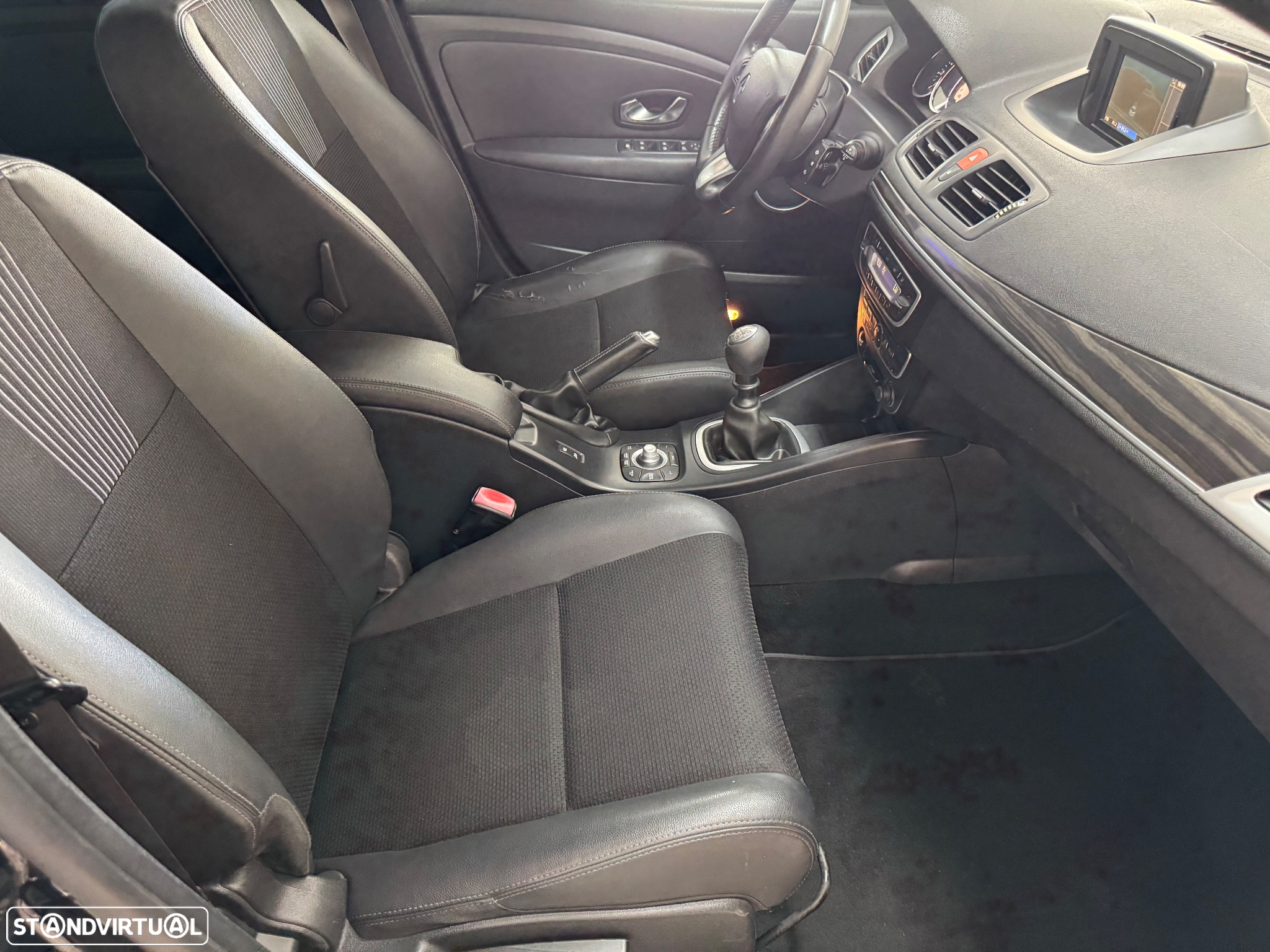 Renault Mégane Sport Tourer 1.5 dCi Dynamique S - 19