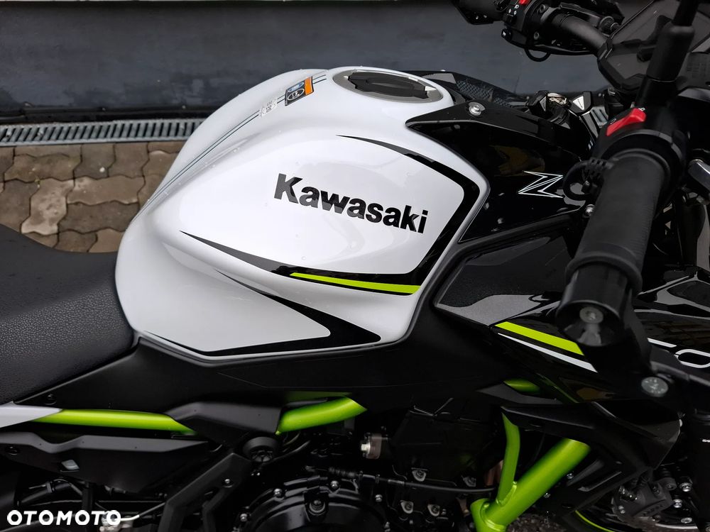 Kawasaki Z 650 - 12