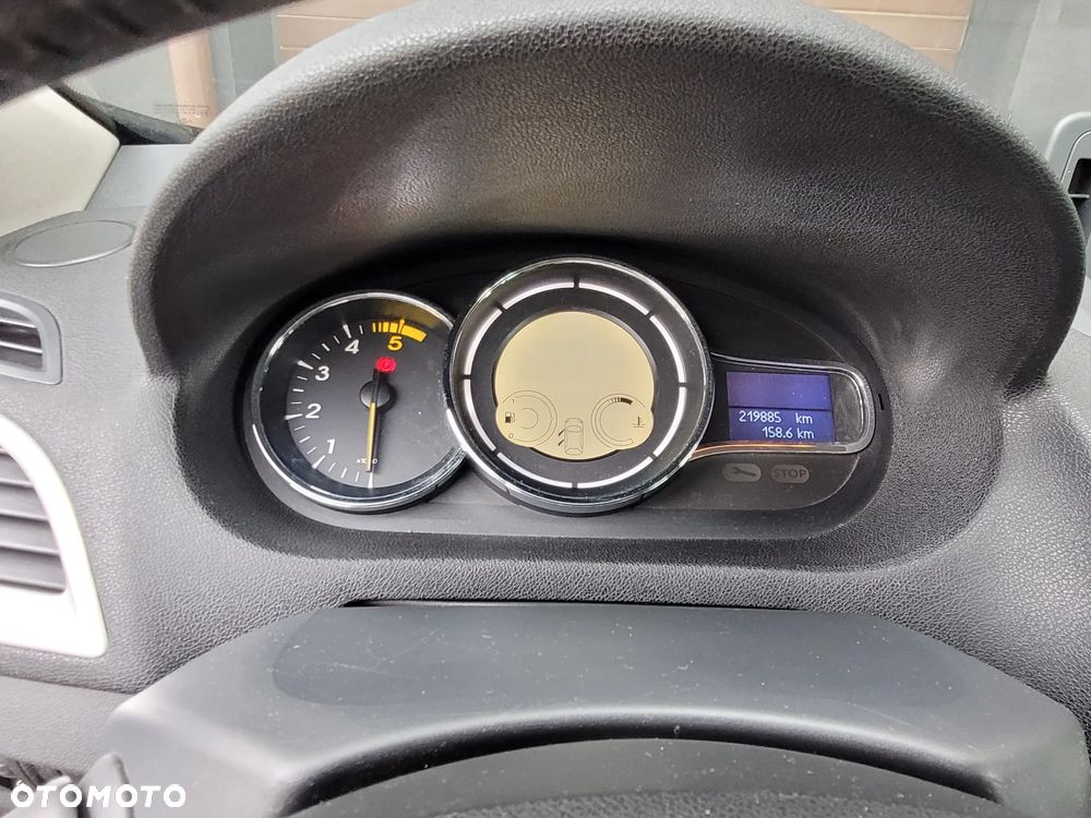 Renault Megane dCi 110 FAP Expression - 9