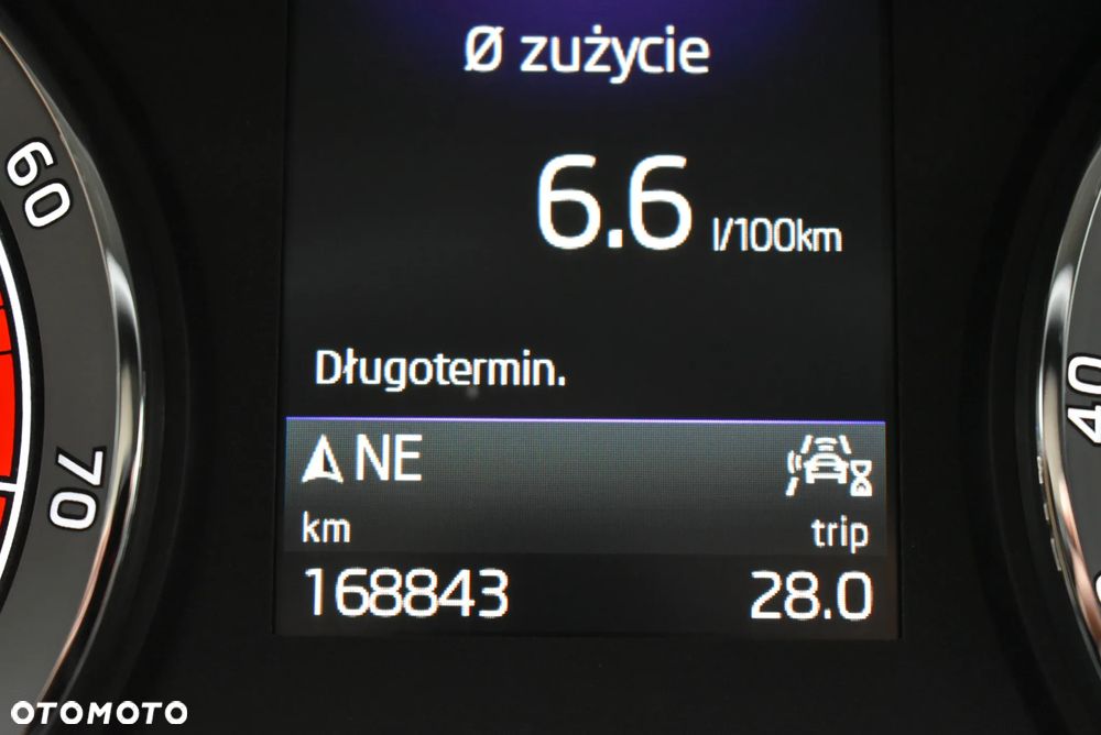 Skoda Karoq 1.5 TSI ACT DSG Style - 23