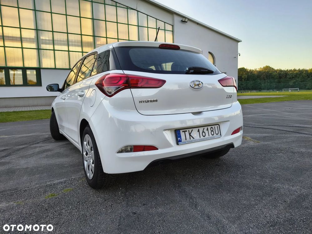 Hyundai i20 1.25 Style - 27