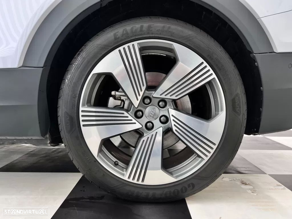 Audi e-tron 55 quattro Advanced - 17