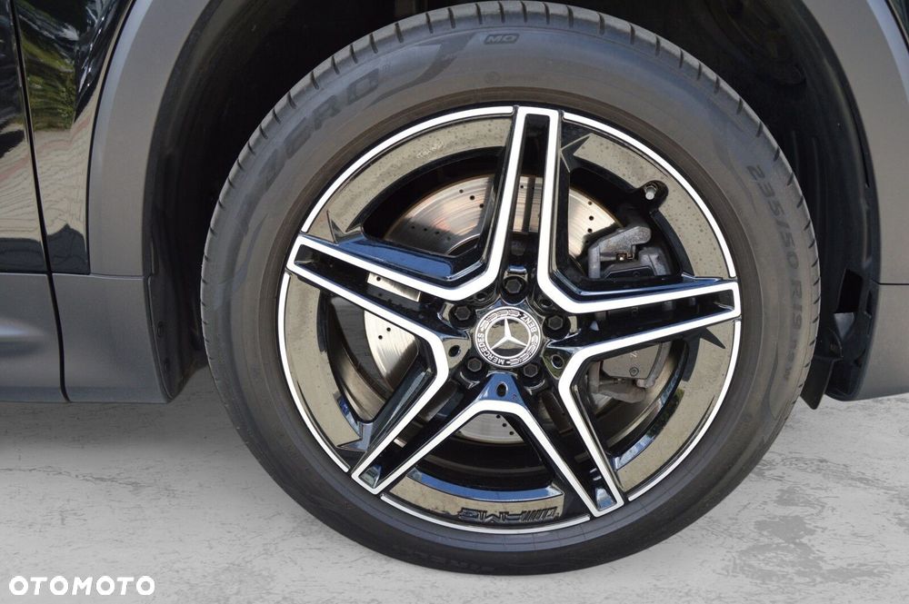 Mercedes-Benz GLB 220 d 4-Matic AMG Line 8G-DCT - 11