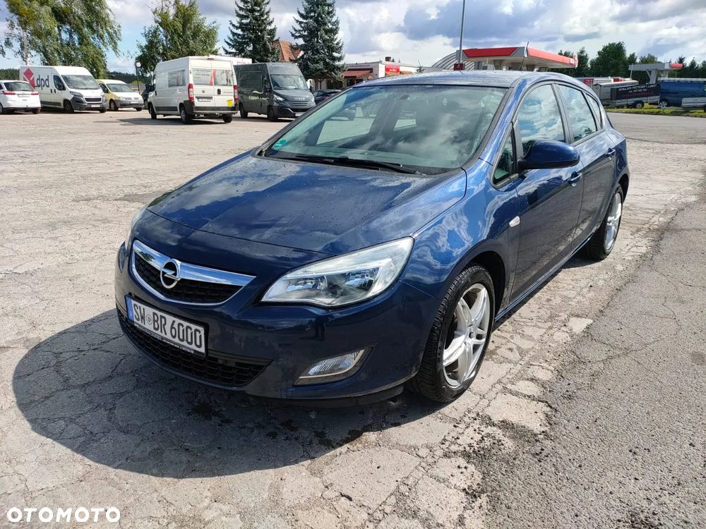 Opel Astra - 1