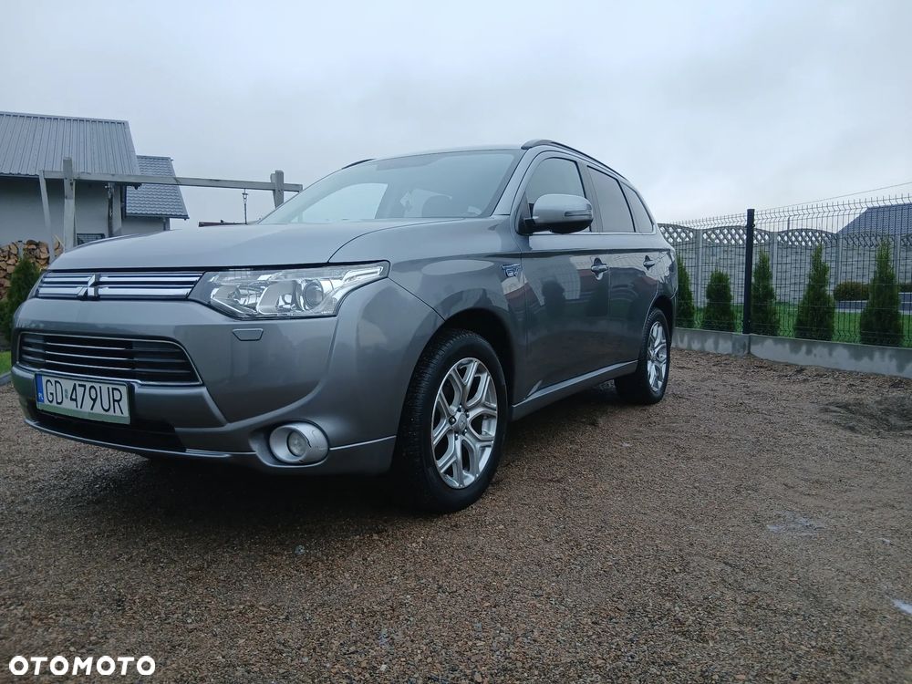 Mitsubishi Outlander - 9