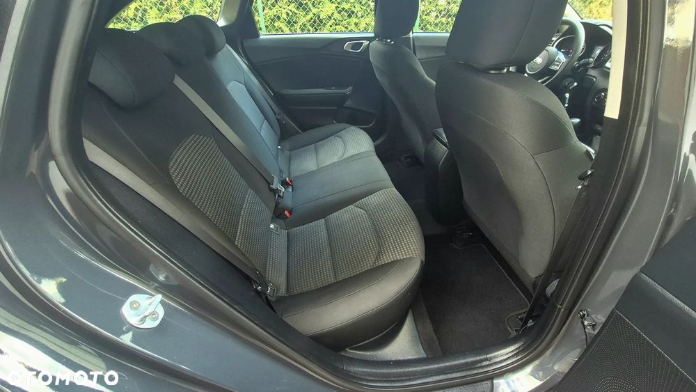 Kia Ceed 1.4 Attract - 9