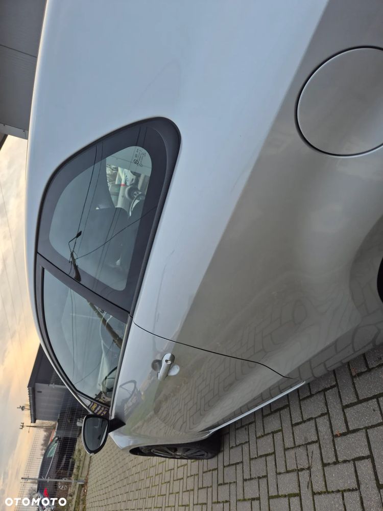 Kia Rio 1.1 CRDI Spirit - 22