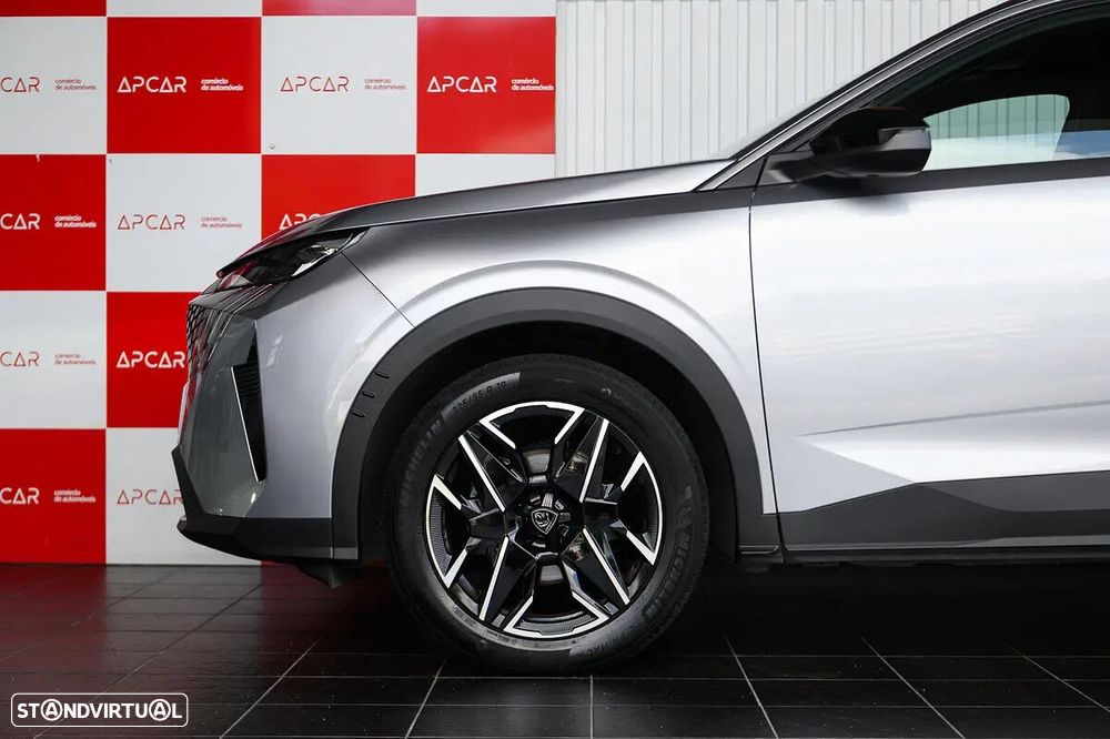 Peugeot 3008 1.2 Hybrid Allure e-DCS6 - 16