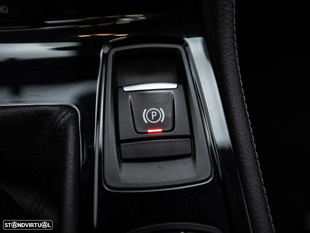 BMW 216 Active Tourer d Line Sport - 22