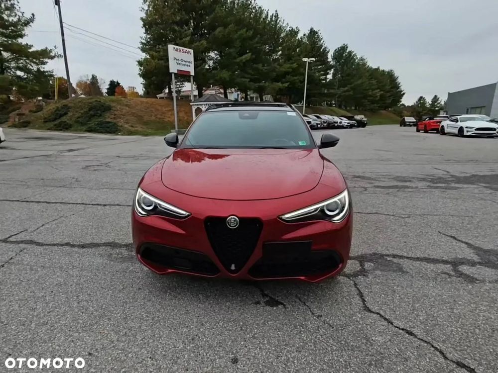 Alfa Romeo Stelvio 2.0 Turbo 16V AT8-Q4 Veloce Ti - 1