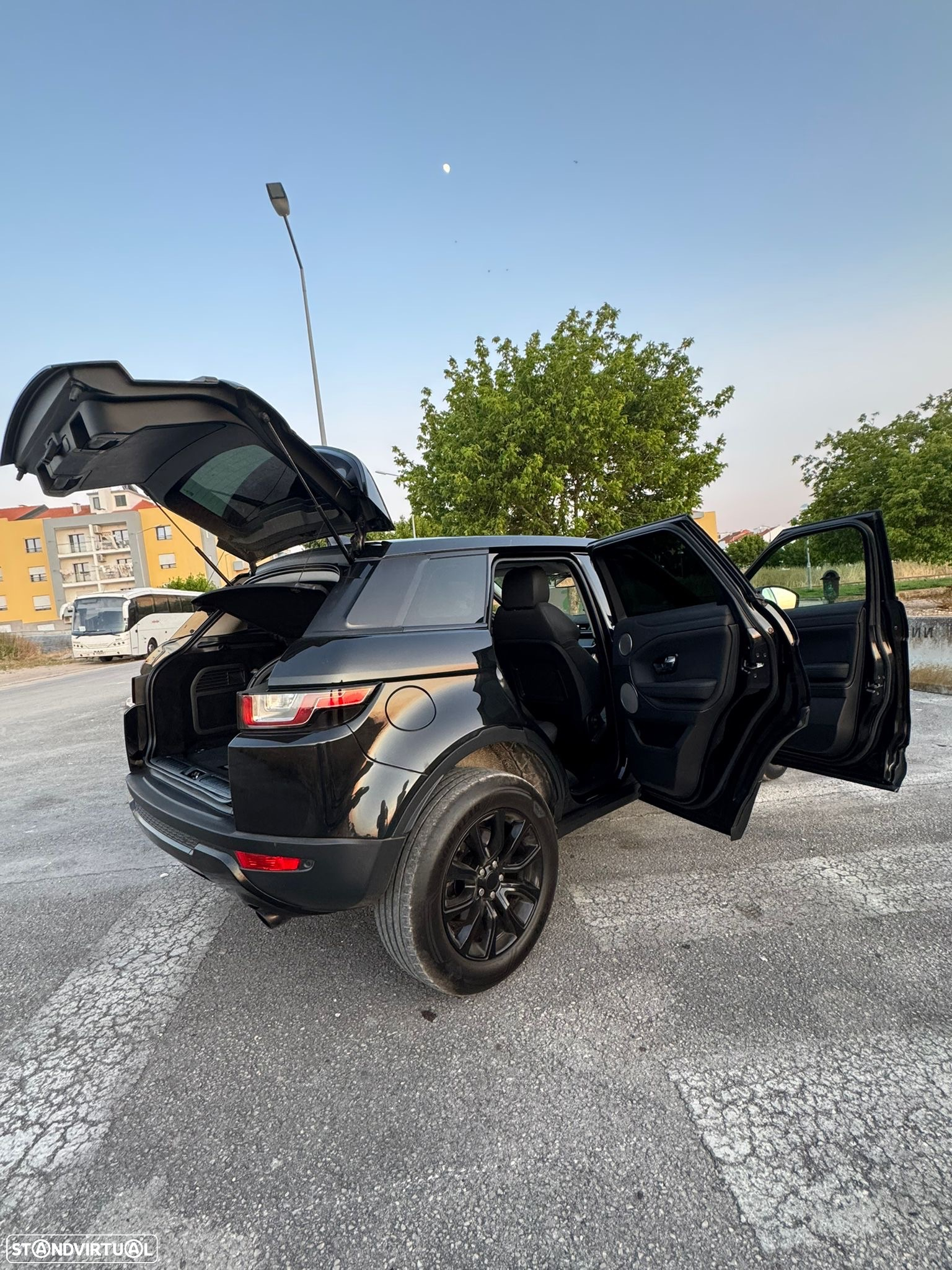 Land Rover Range Rover Evoque 2.0 TD4 Pure - 9