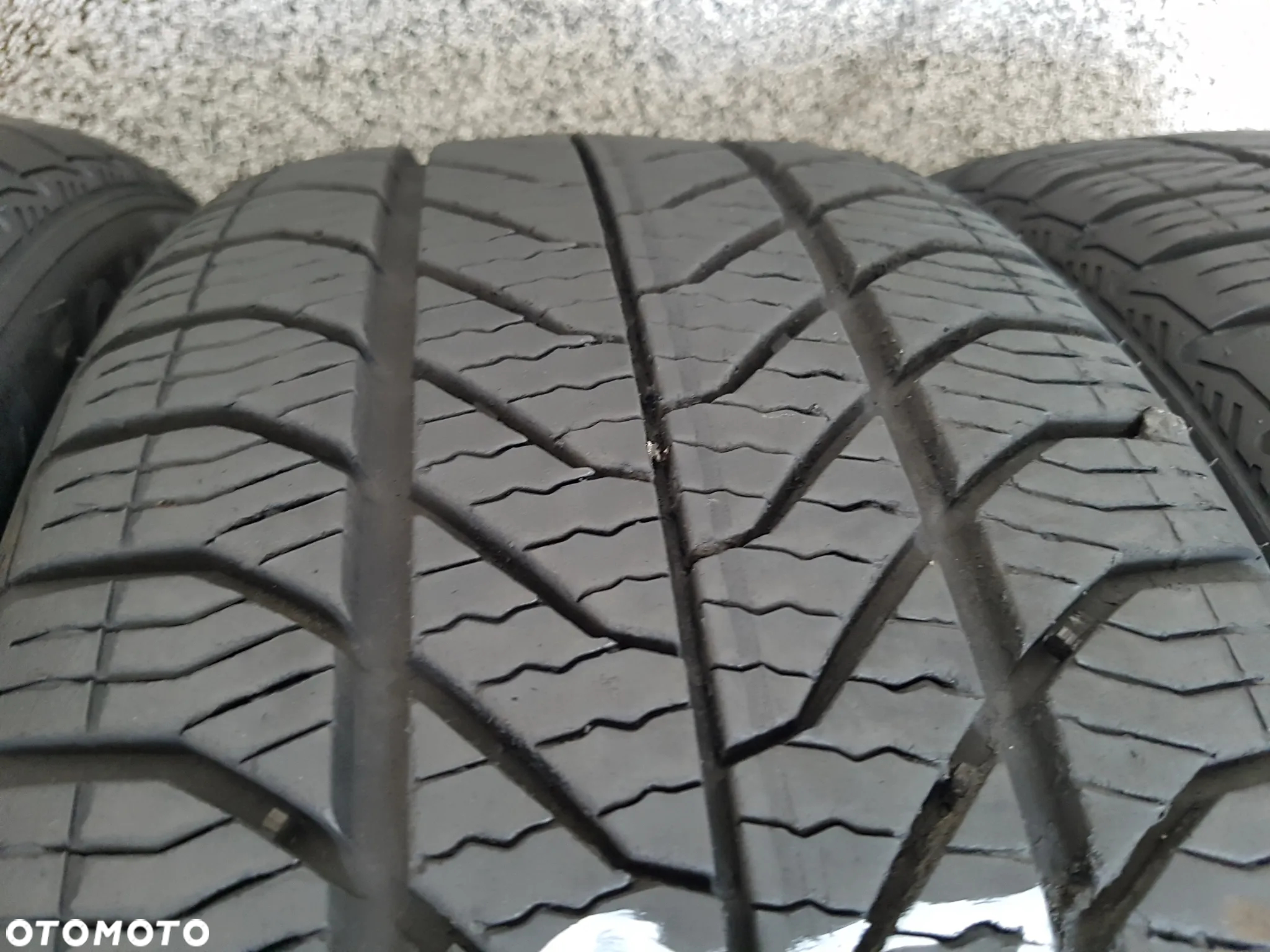 OPONY CAŁOROCZNE 4SEASON   195/45R16   195/45/16 DURATURN - 12