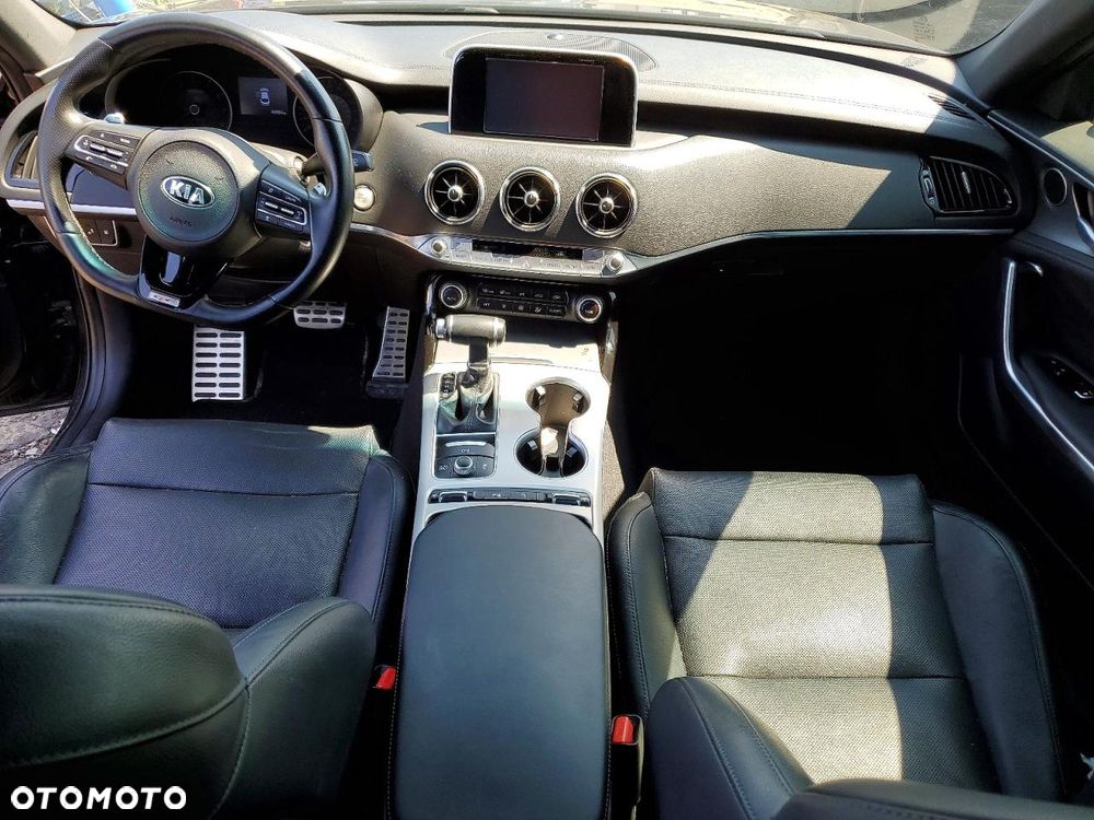 Kia Stinger 3.3 T-GDI V6 GT AWD - 10