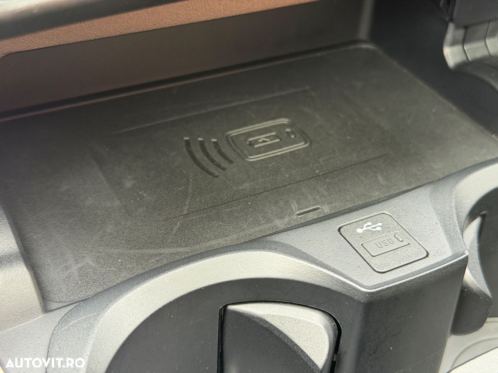 BMW Seria 3 330e Aut. M Sport - 25