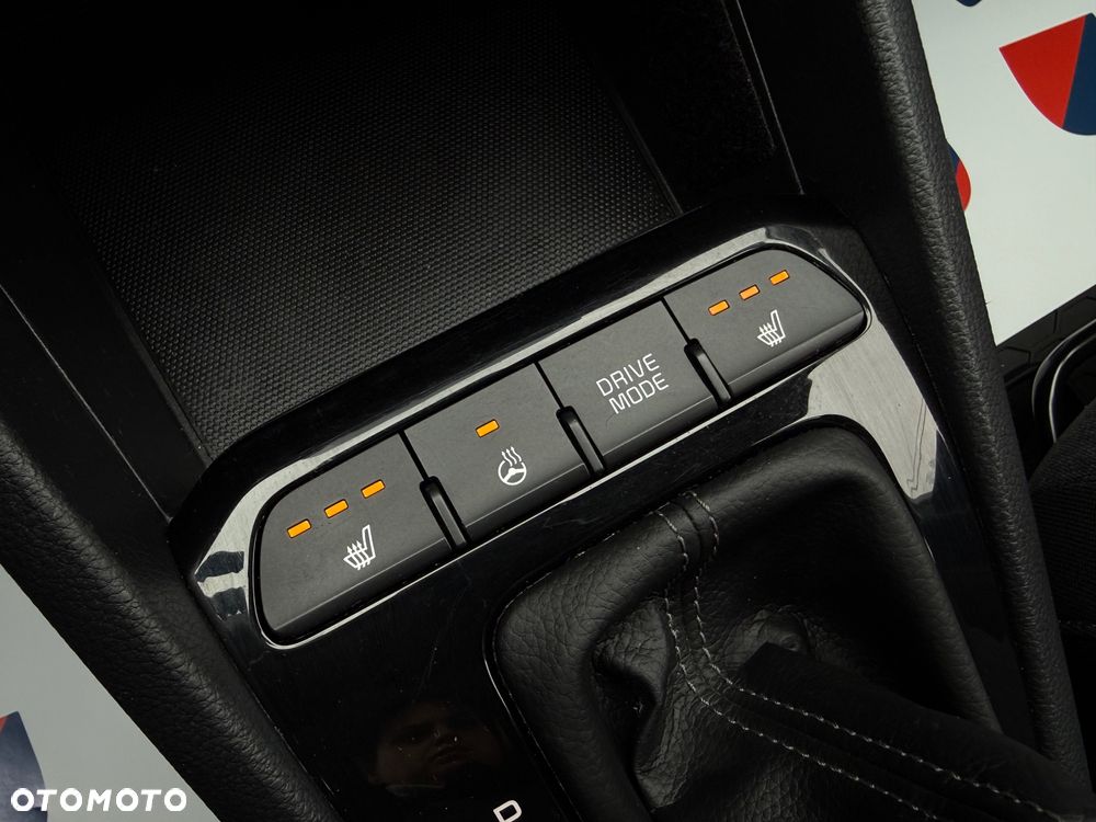 Kia Stonic 1.0 T-GDI M DCT - 34