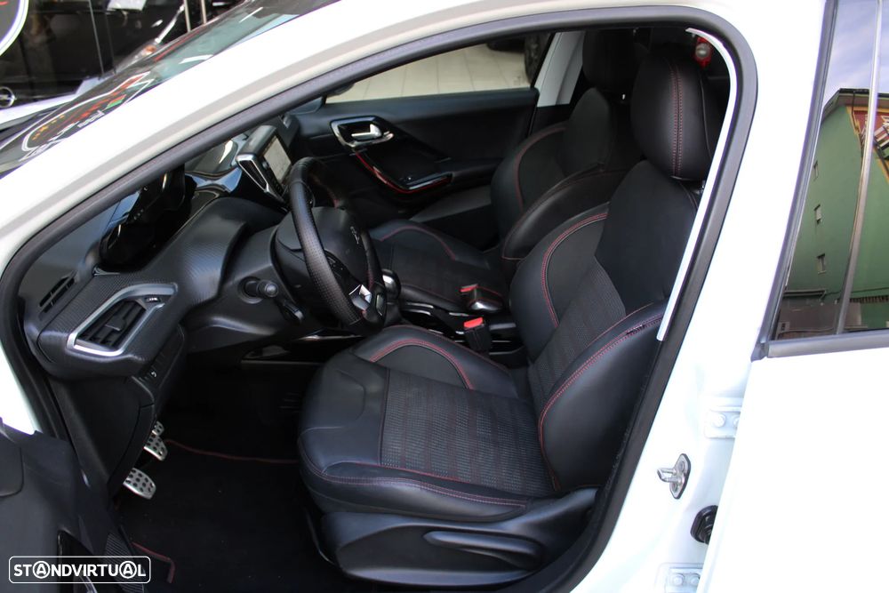 Peugeot 2008 - 6