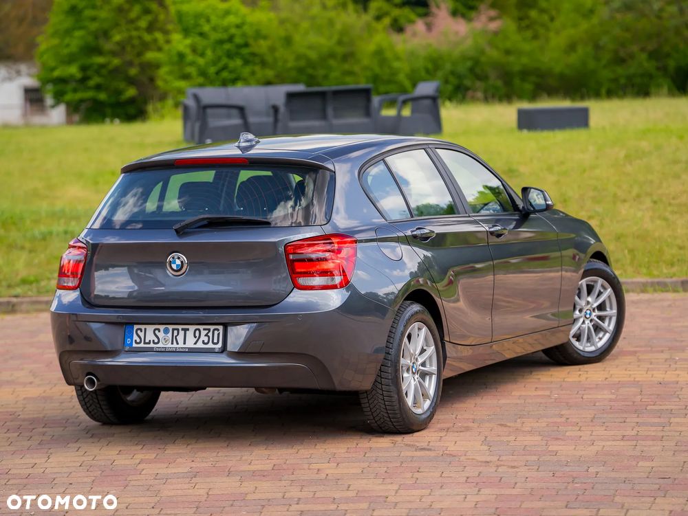 BMW Seria 1 116d Sport Line - 10
