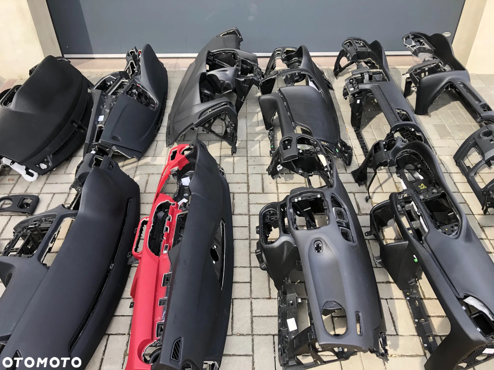 PEUGEOT 308 T10 SKÓRA DESKA KONSOLA KOKPIT PULPIT PÓŁKA PARAPET PODUSZKI PODUSZKA POWIETRZNA KIEROWCY PASAŻERA KURTYNA KURTYNY AIR BAG FOTELA W FOTEL SRS AIRBAG PASY PAS regeneracja - 24
