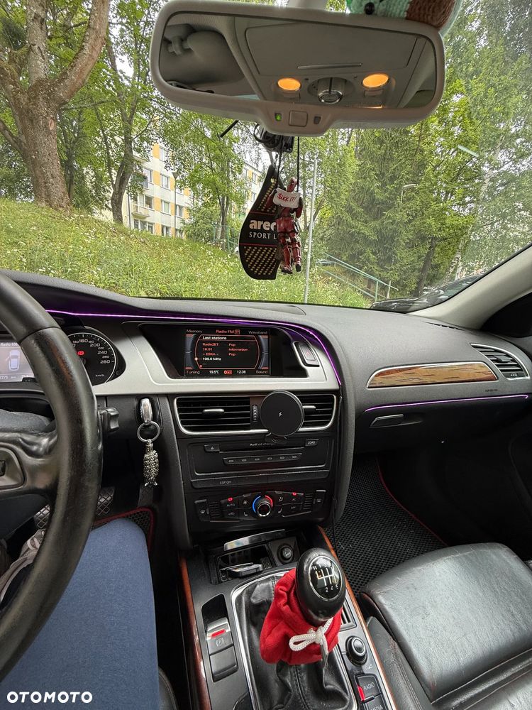 Audi A4 Avant 2.0 TDI - 16