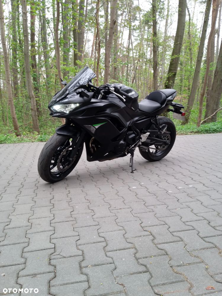 Kawasaki ZX - 6
