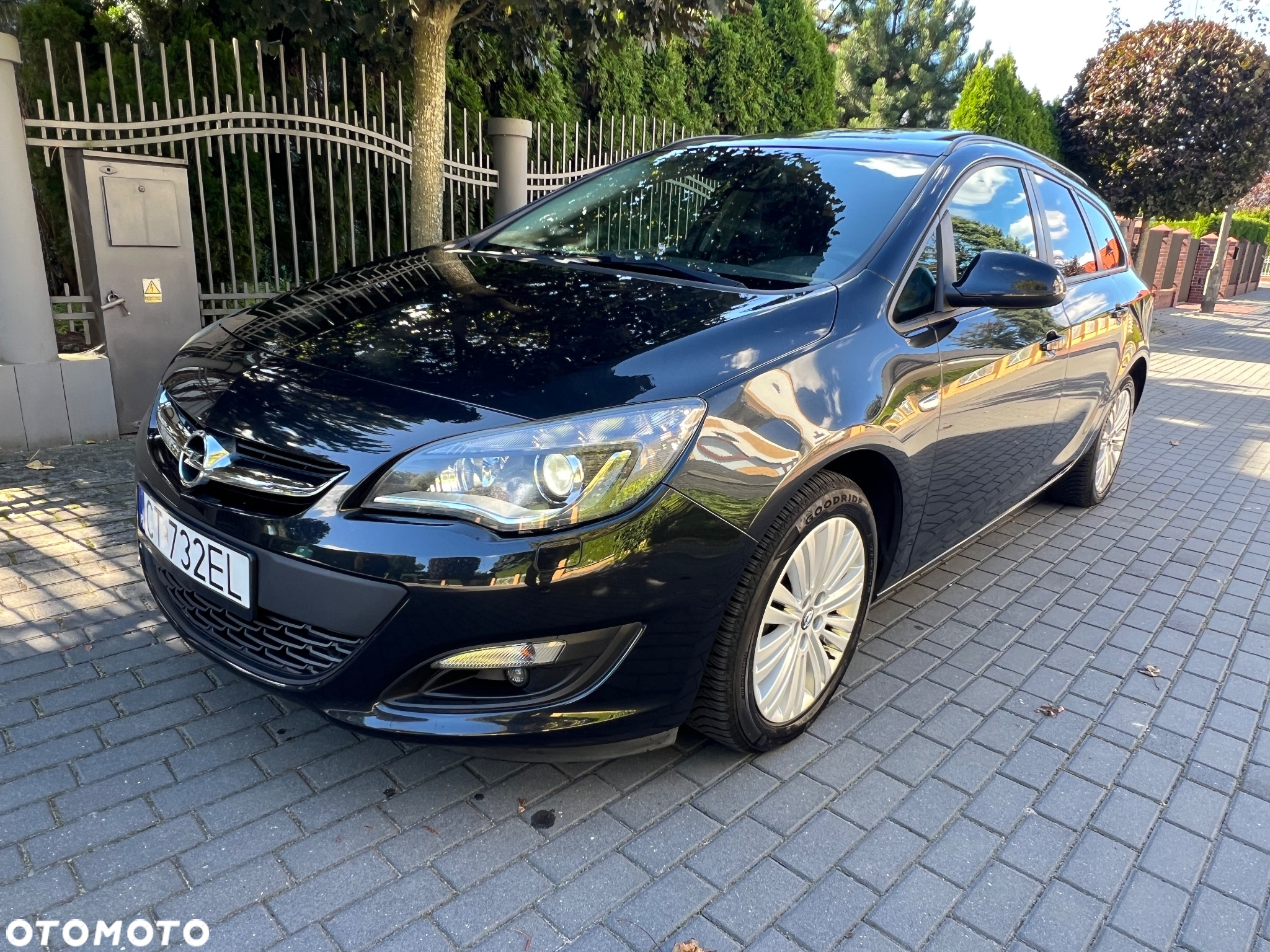 Opel Astra 1.6 Automatik Exklusiv - 22