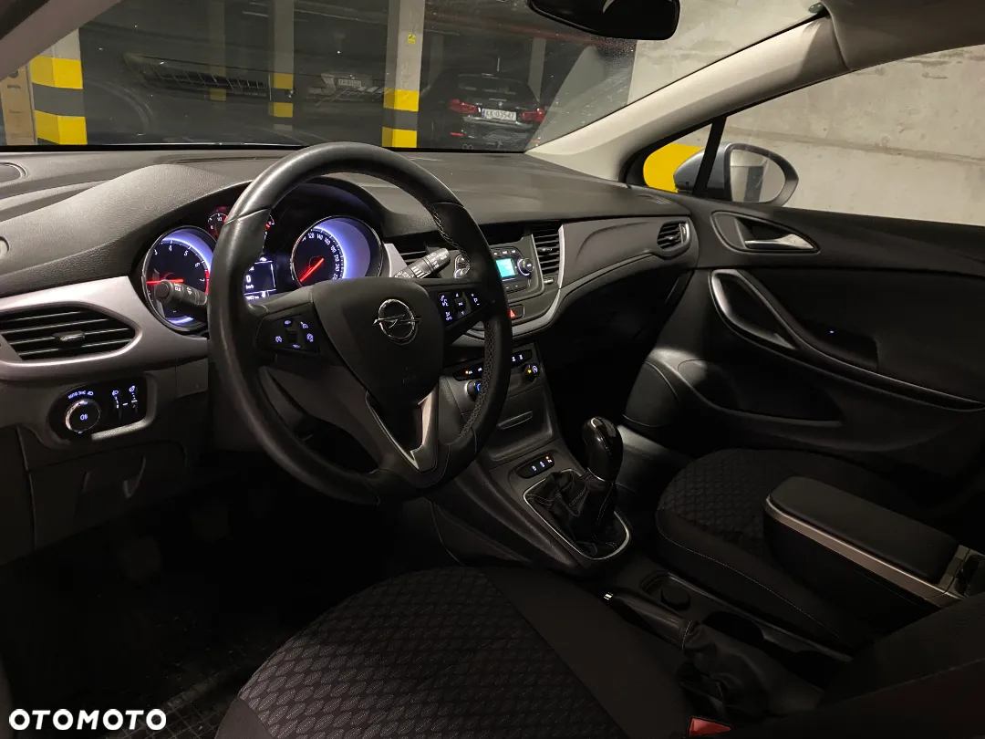 Opel Astra V 1.0 T Enjoy S&S - 22
