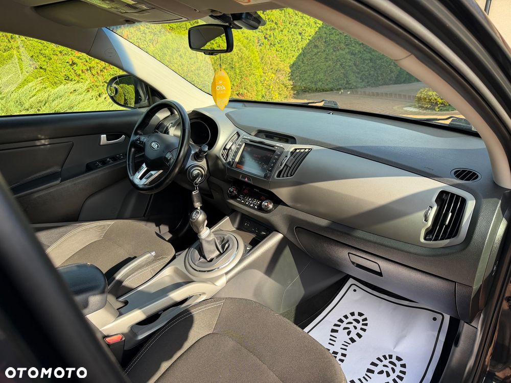 Kia Sportage 2,0 CRDI AWD Vision - 17