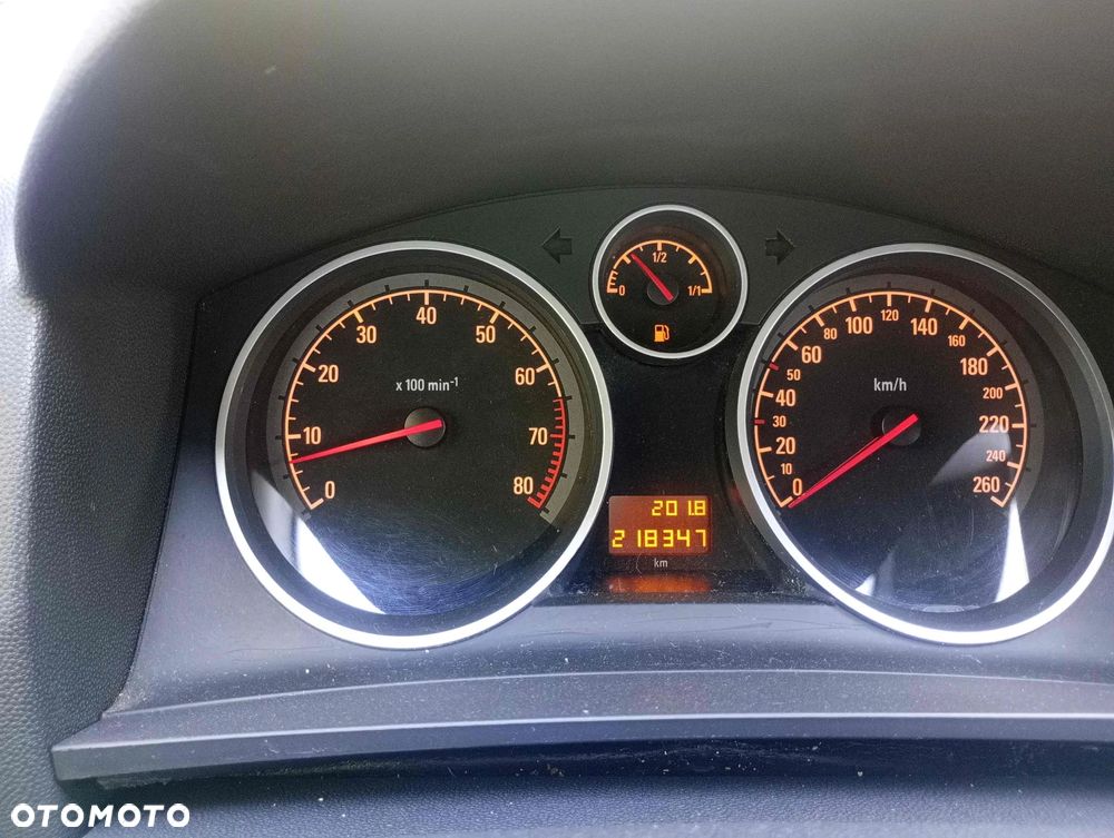 Opel Zafira 2.2 Navi - 12