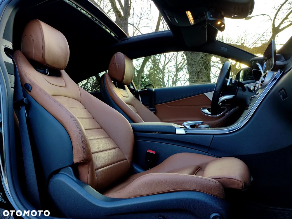 Mercedes-Benz Klasa C 300 d 9G-TRONIC AMG Line - 6