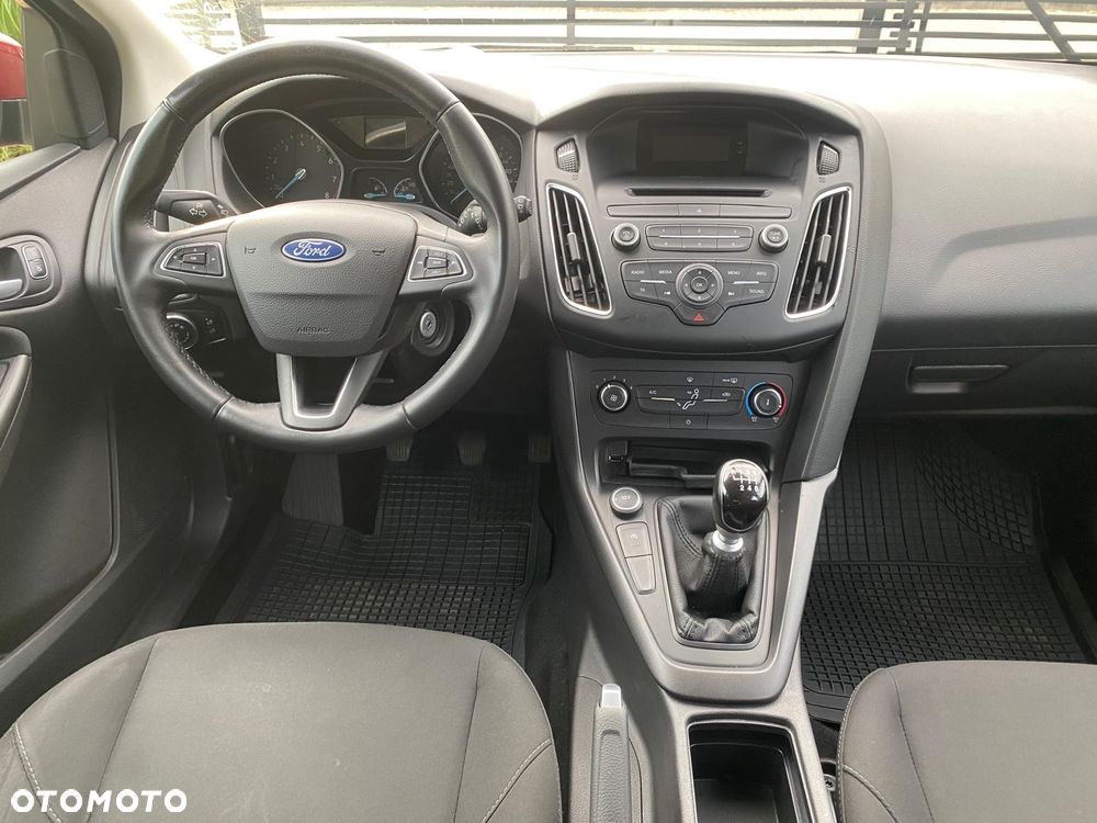 Ford Focus 1.0 EcoBoost Trend - 9