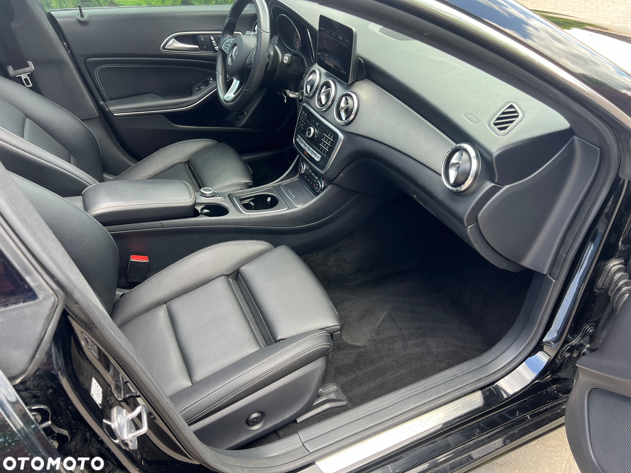 Mercedes-Benz CLA - 15