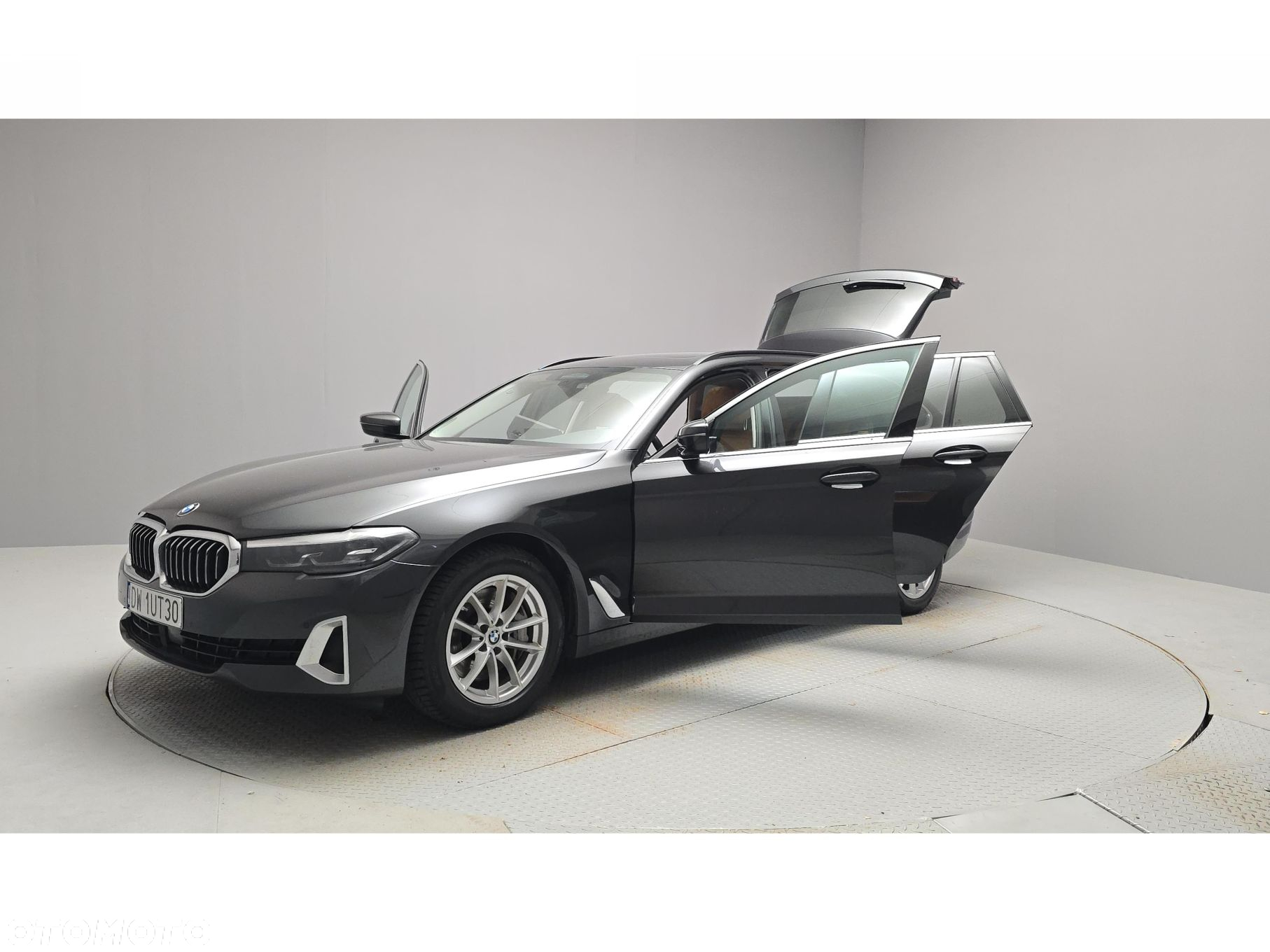 BMW Seria 5 - 13