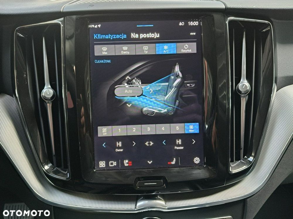 Volvo XC 60 B4 D Ultimate Dark - 35
