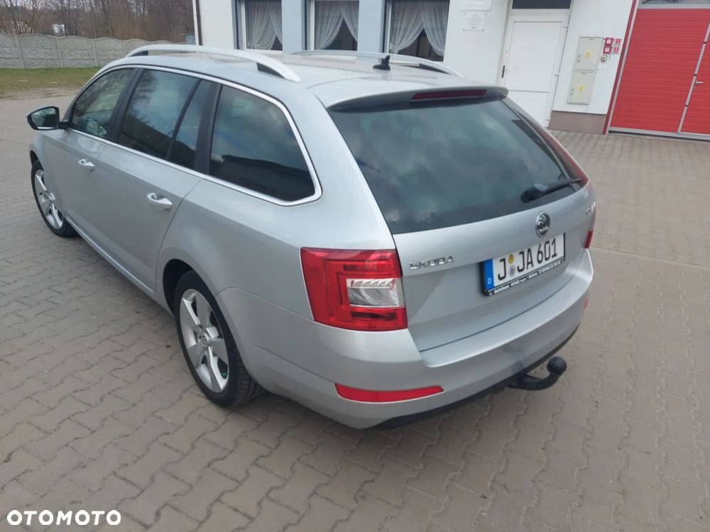 Skoda Octavia 1.4 TSI Green tec DSG Ambition - 4