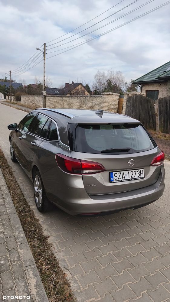 Opel Astra 1.6 D (CDTI) Start/Stop Innovation - 2