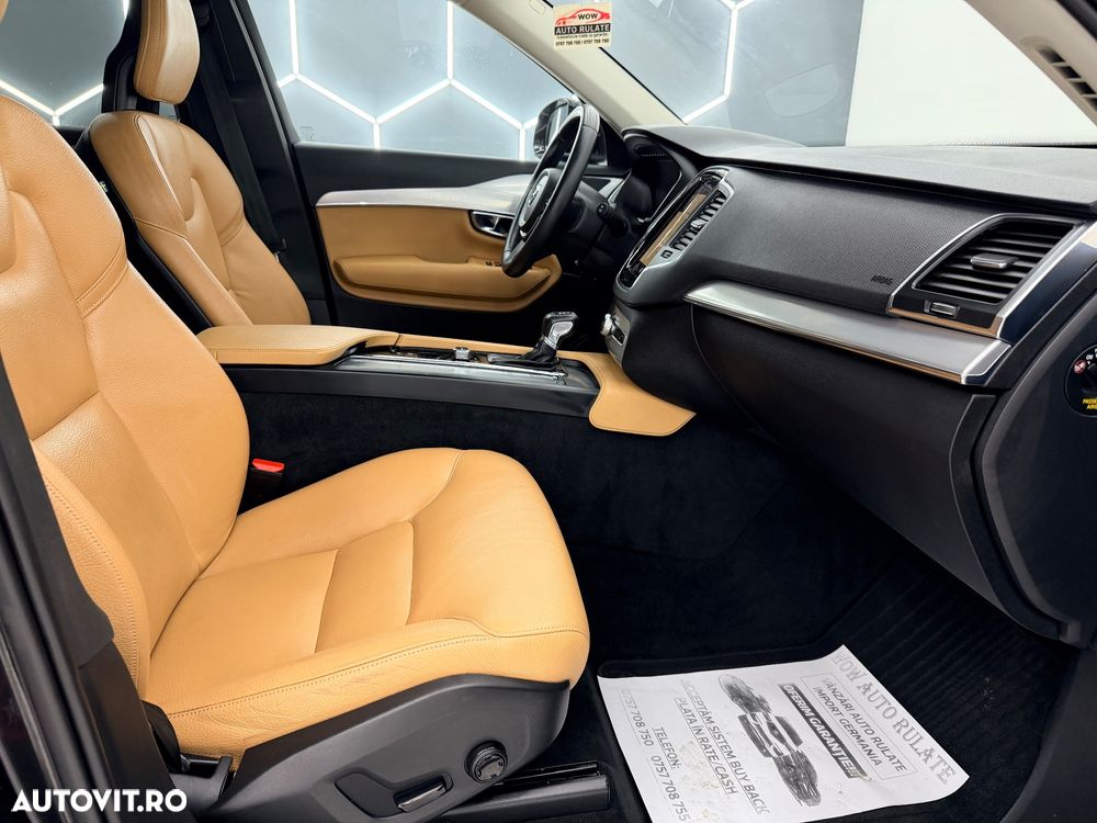 Volvo XC 90 D5 AWD Geartronic Momentum - 18