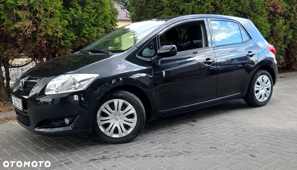 Toyota Auris 1.6 VVT-i Executive - 4
