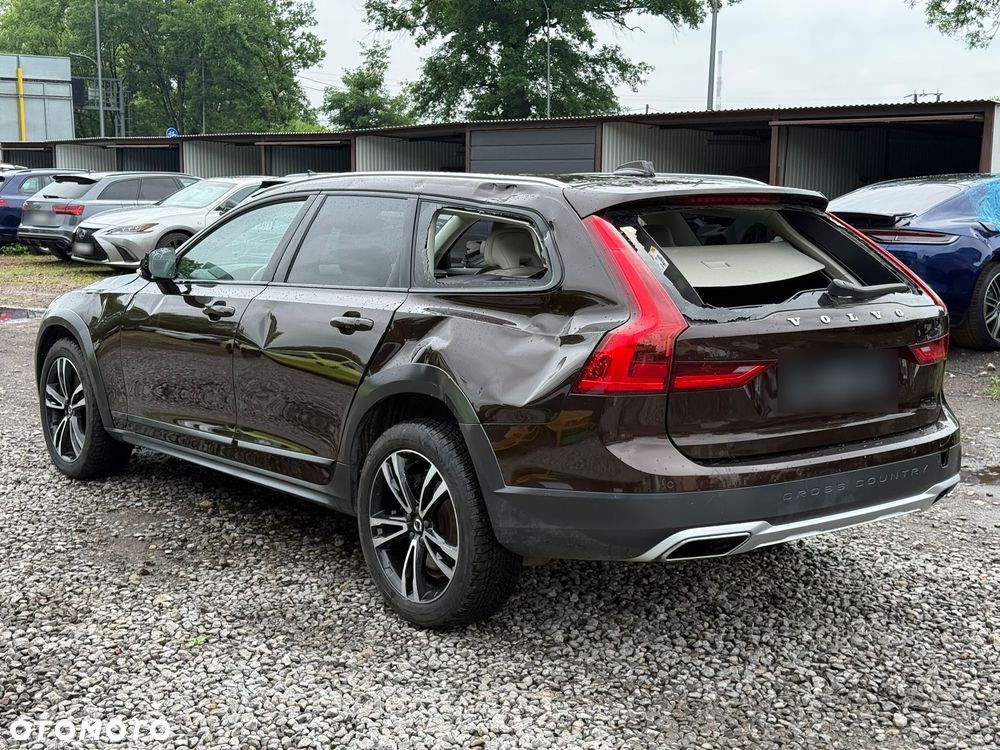 Volvo V90 Cross Country D5 AWD - 6