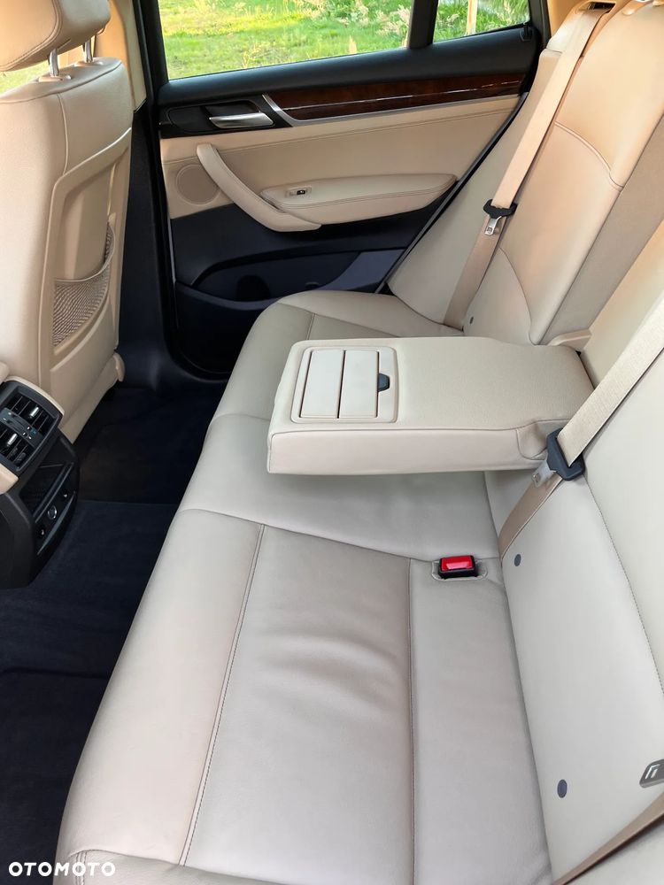 BMW X3 xDrive28i - 35