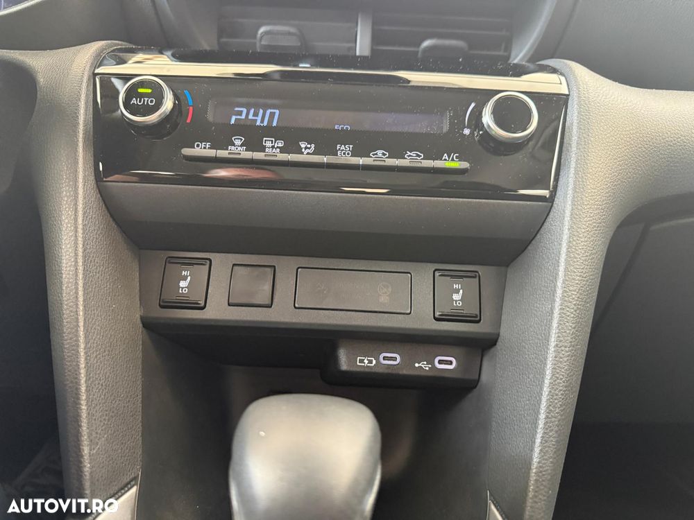 Toyota Yaris - 14