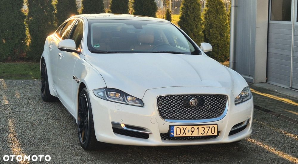 Jaguar XJ 3.0 V6 Portfolio - 10