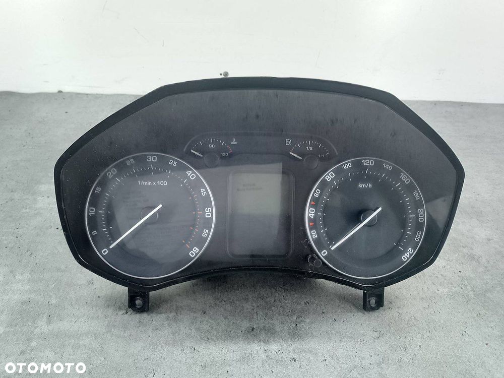 LICZNIK SKODA OCTAVIA II 1Z0920812H 1.9 TDI - 1