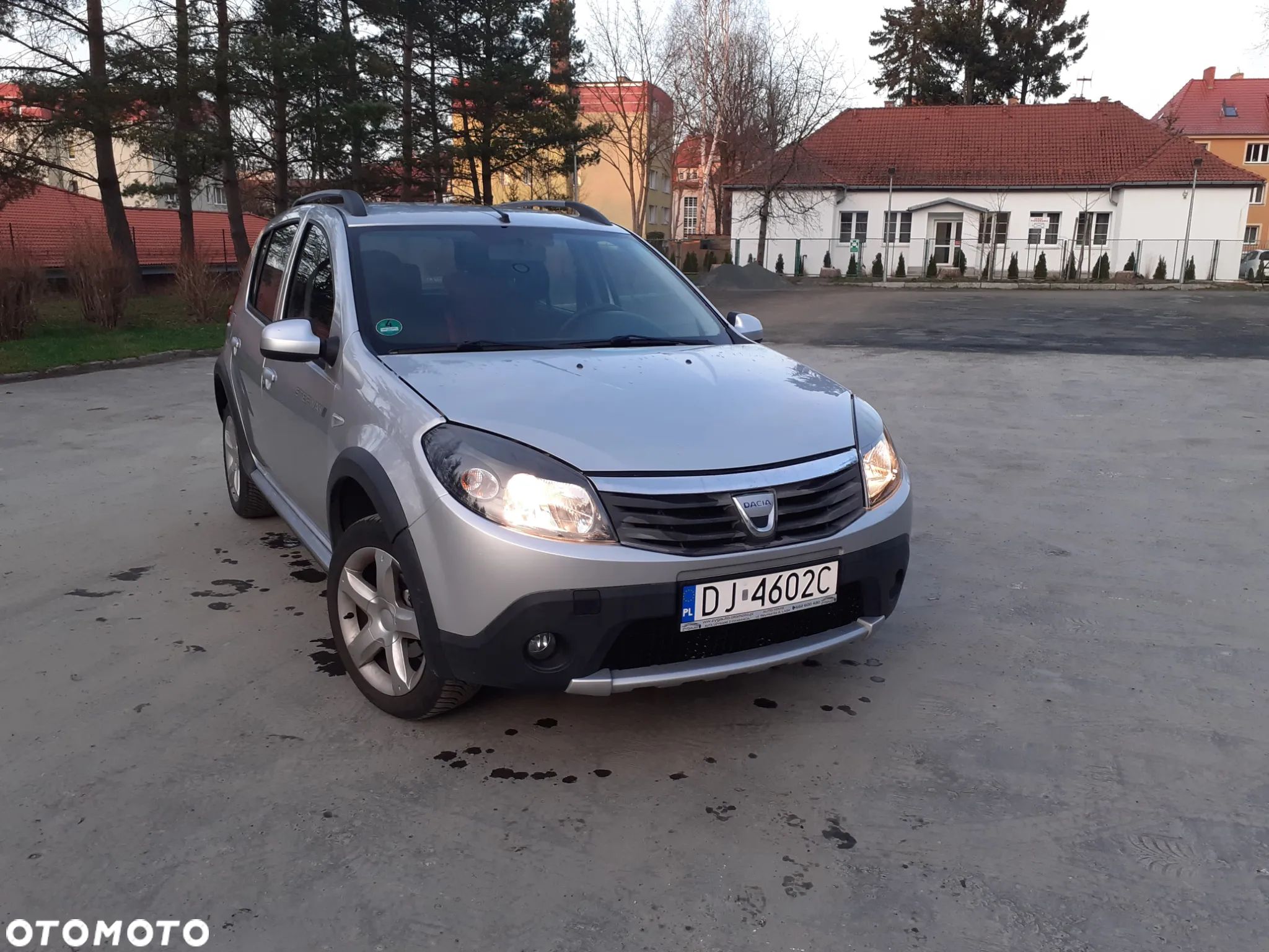 Dacia Sandero - 1