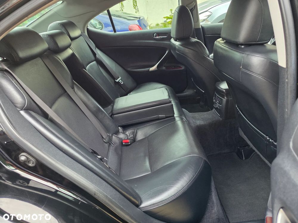 Lexus IS 220 D Prestige - 5