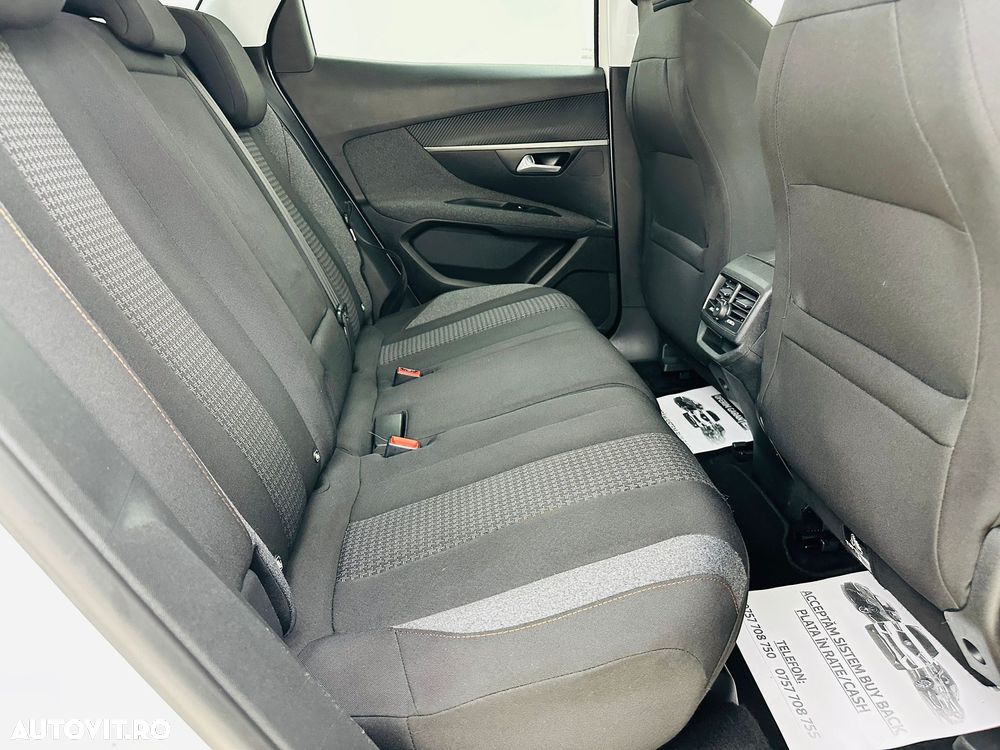 Peugeot 3008 - 17